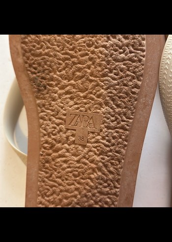 Beyaz Kadın Dolgu Topuk Terlik - Görsel 2