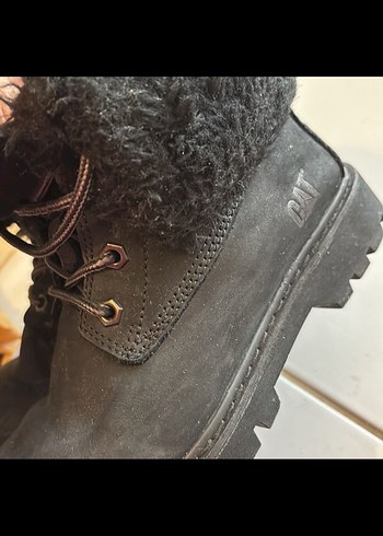 Siyah Süet Kürklü Kadın Dolgu Topuk Bot - Görsel 4