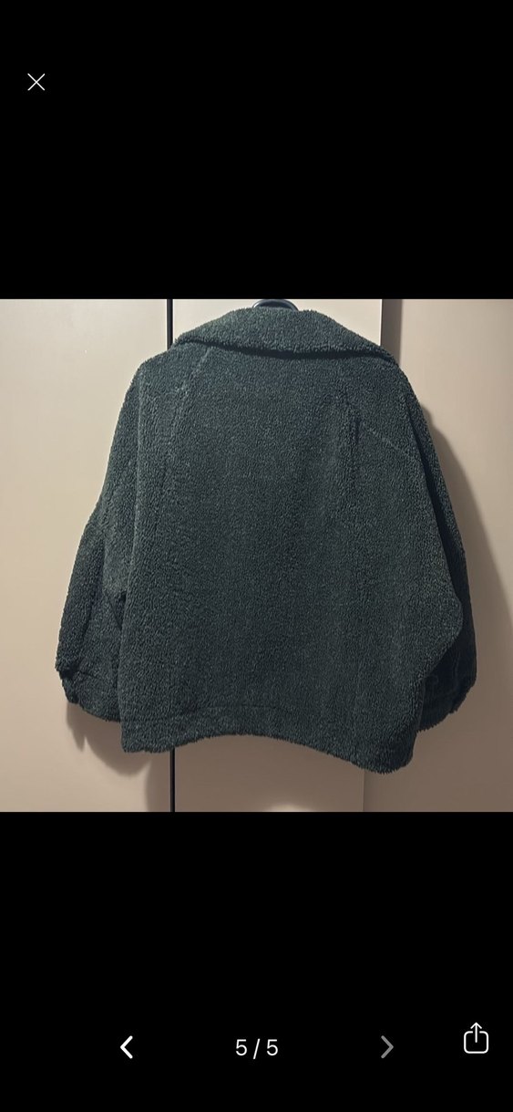 Düğmeli Gri Kısa Kadın Ceket - Görsel 3