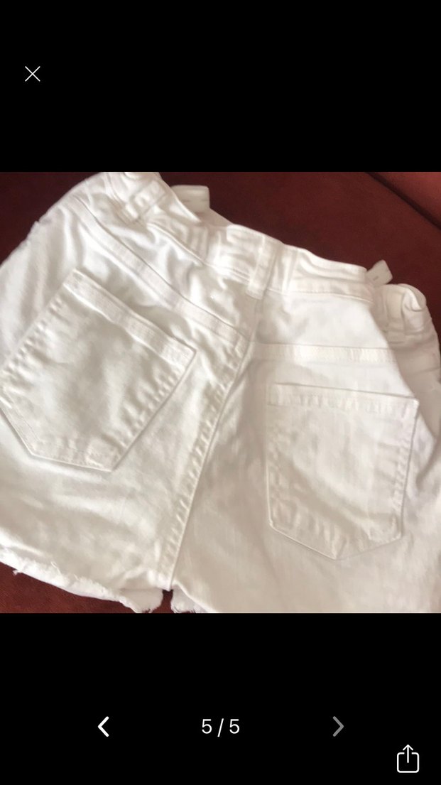 Düğmeli Beyaz Pamuklu Mini Şort - Görsel 4