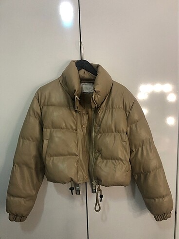 l Beden bershka bej deri mont