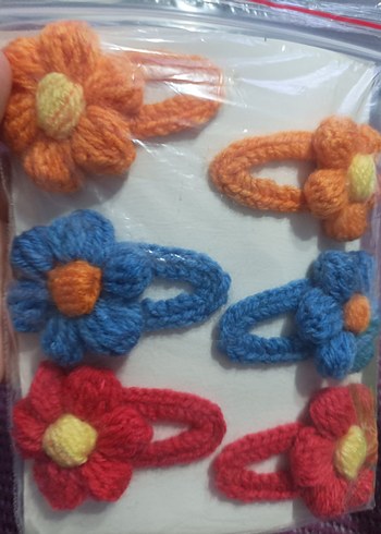 Çiçek Desenli Örgü Çocuk Toka Seti - Görsel 2