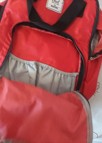 Kırmızı Fermuarlı Kadın Sırt Çantası - Görsel 2
