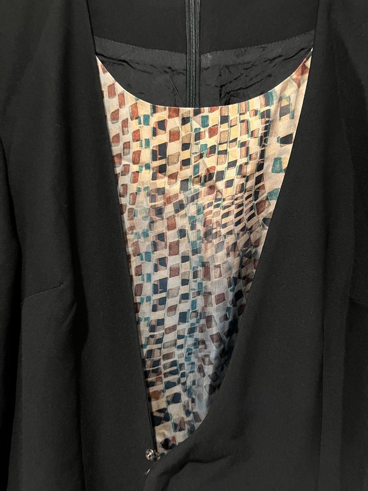 Yılan Desenli Drapeli Siyah Elbise - Görsel 2