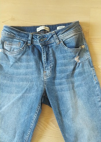 26 Beden Kadın Mavi Rahat Kesim Midi Boy Denim Jean