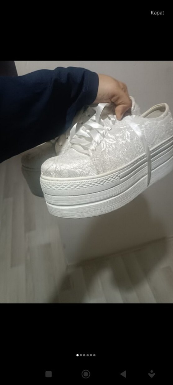 Beyaz Dantelli Stiletto Topuklu Spor Ayakkabı - Görsel 3