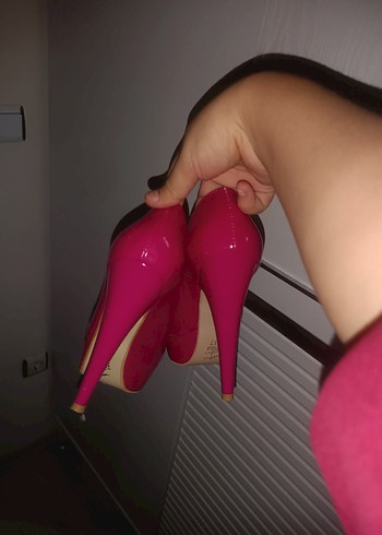 Parlak Pembe Stiletto Topuklu Kadın Ayakkabı - Görsel 4