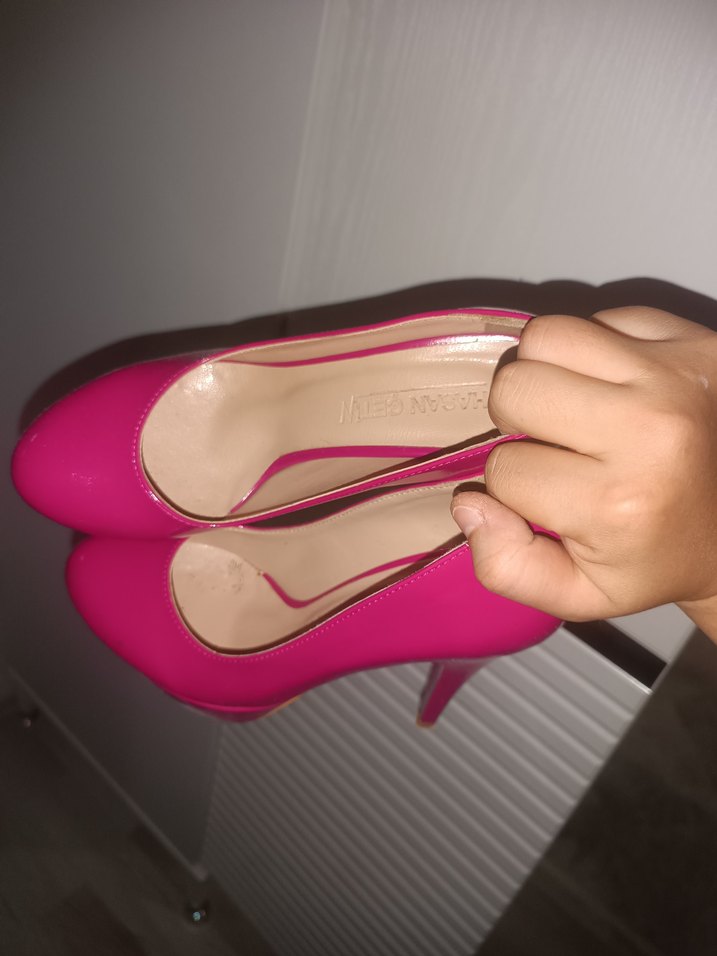 Parlak Pembe Stiletto Topuklu Kadın Ayakkabı - Görsel 3