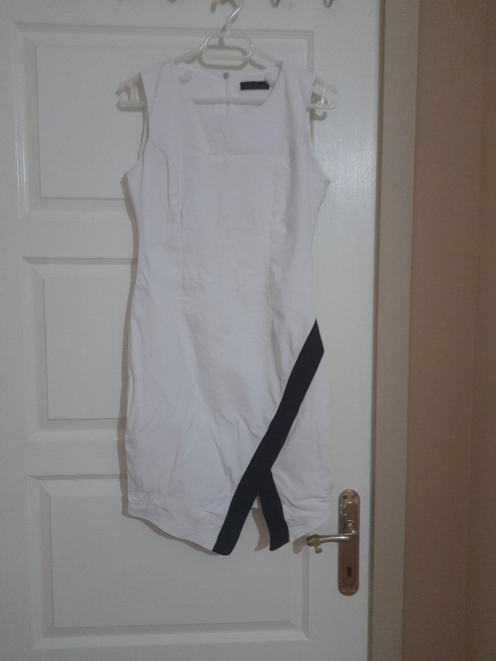 Milla Trendyol Marka Ofis Stili Elbise - Görsel 3