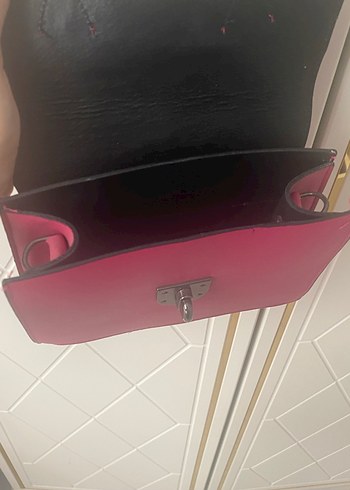 Pembe Deri Tokalı Kadın Çanta - Görsel 3