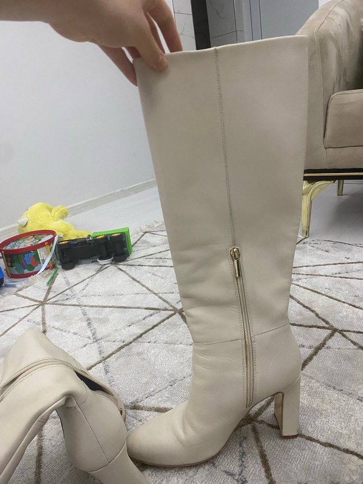 Beyaz Deri Dizüstü Topuklu Çizme - Görsel 4