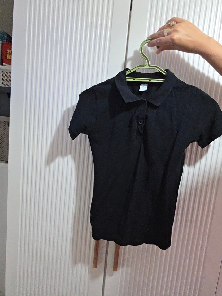 Siyah Kısa Kollu Hamile Gömleği - Görsel 3