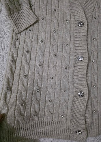 Örgü V Yaka Beyaz Midi Hırka - Görsel 4