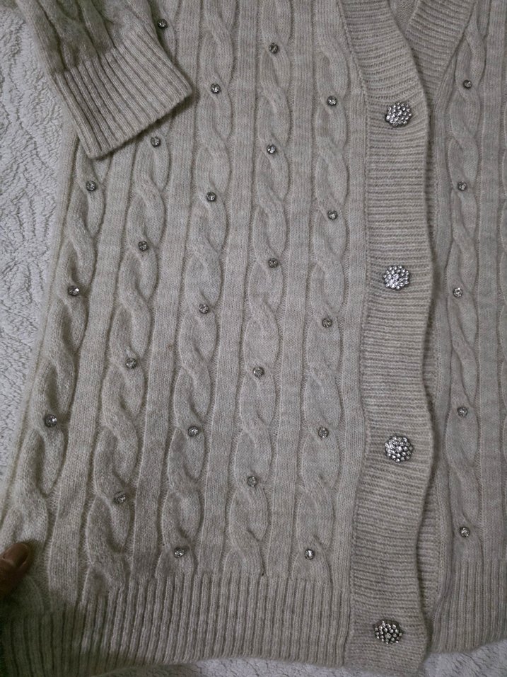 Örgü V Yaka Beyaz Midi Hırka - Görsel 4