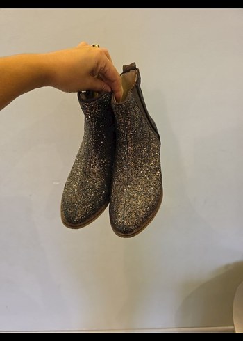 Kahverengi Parlak Topuklu Kadın Bot - Görsel 4