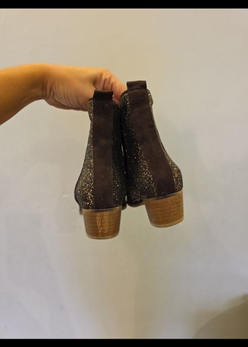 Kahverengi Parlak Topuklu Kadın Bot - Görsel 5
