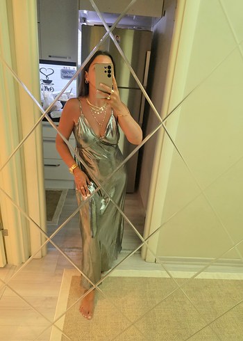 Diğer metalik kumaş midi boy elbise