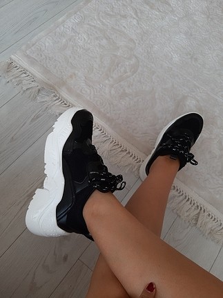 yüksek taban spor ayakkabi 