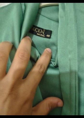 Yeşil saten Uzun Abiye Elbise - Görsel 5