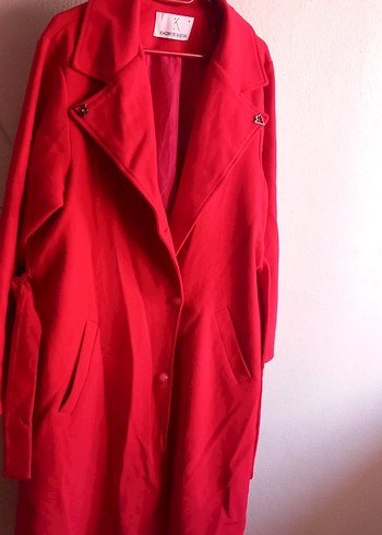Kırmızı Uzun Kadın Kaban KADRiYe bastürk mağazadan aldım - Görsel 2