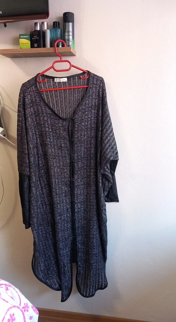 Gri Uzun  Kadın Hırka koları deri 48 bedene rahat olur - Görsel 2