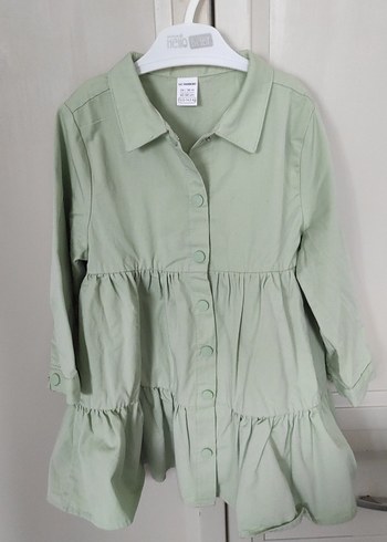 Düğmeli Yeşil Keten Kız Elbisesi - Görsel 2