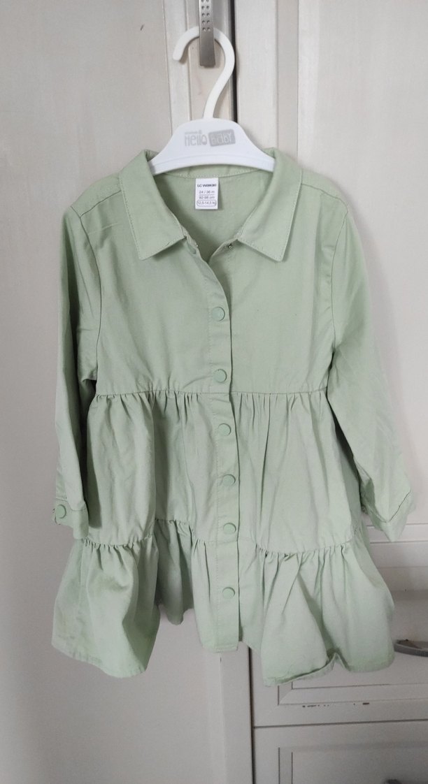 Düğmeli Yeşil Keten Kız Elbisesi - Görsel 2