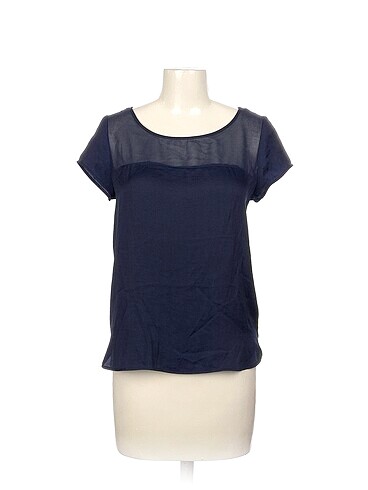 Stradivarius Bluz %70 İndirimli.