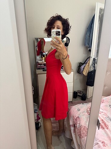 Bayan kırmızı elbise - Görsel 16