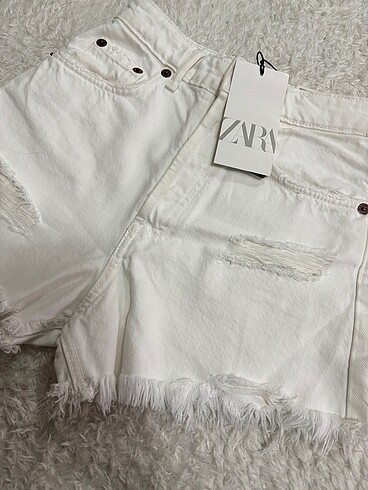 Zara ZARA ETİKETLİ ŞORT