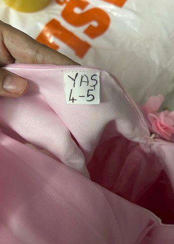 Pembe Çiçekli Kolsuz Kız Elbisesi