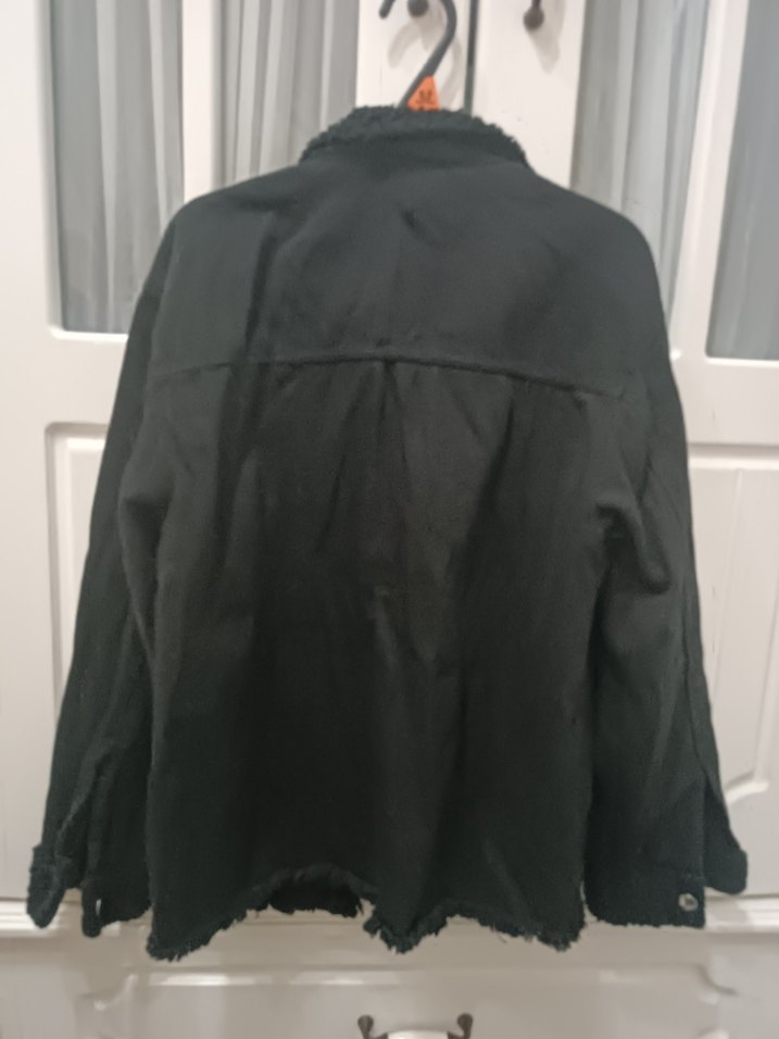 Düğmeli Siyah Kadın Denim Ceket - Görsel 2