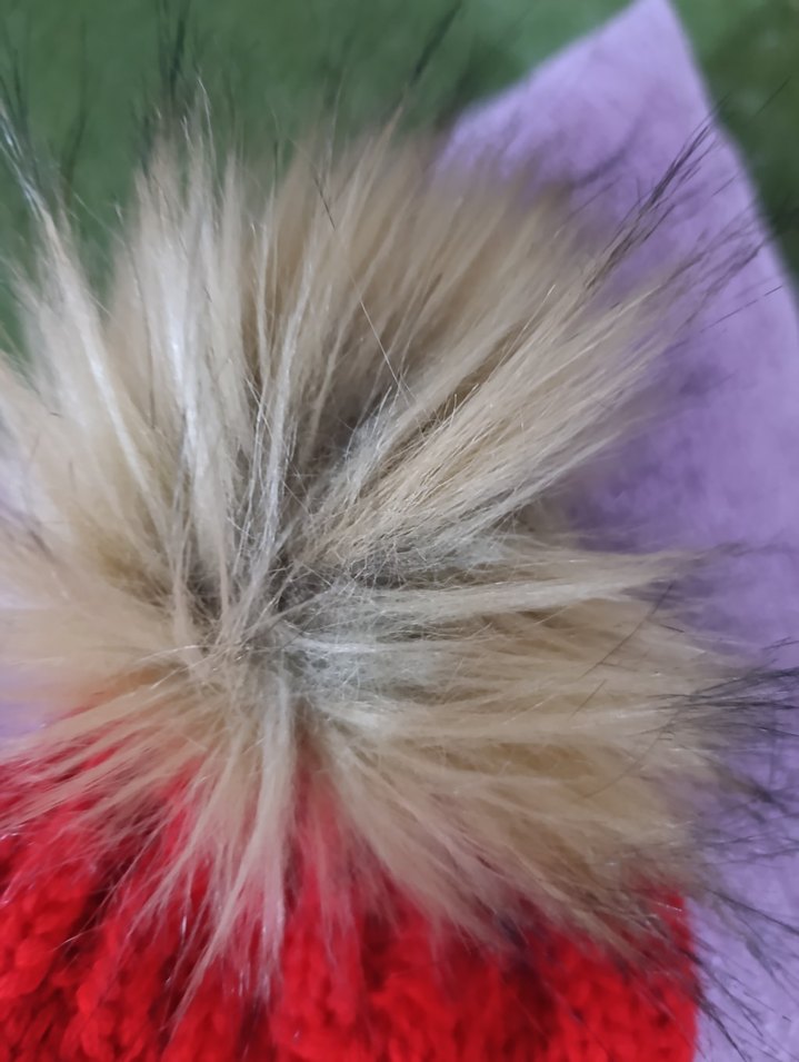 Ponponlu Kırmızı Örgü Kadın Bere - Görsel 4