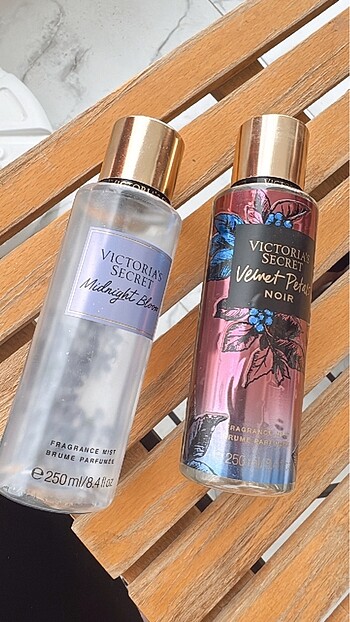 2?liVictoria?s Secret vücut spreyi