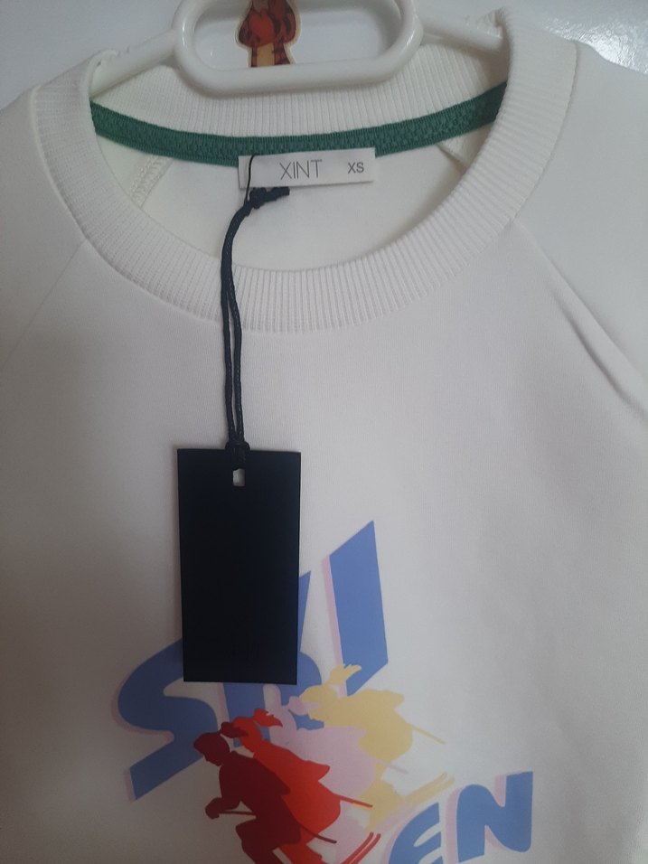 Beyaz Kayak Baskılı Kadın Sweatshirt - Görsel 2