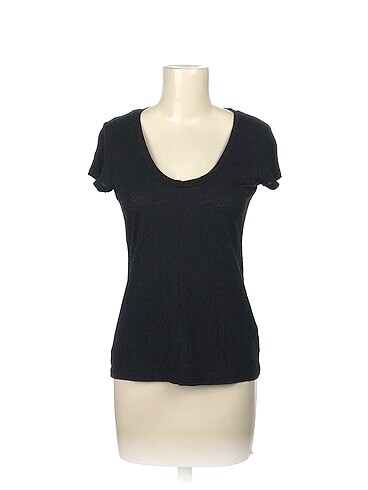 H&M T-shirt %70 İndirimli.