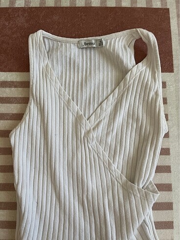 Bershka Beyaz bluz