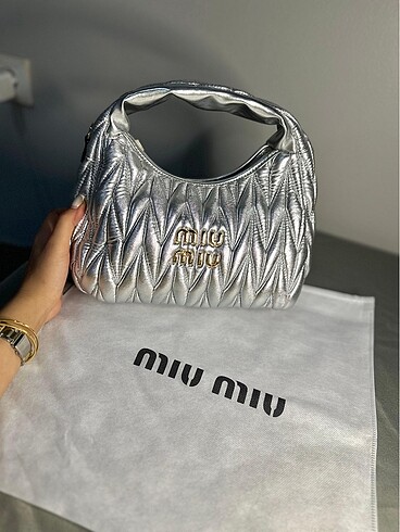 Miu miu çanta