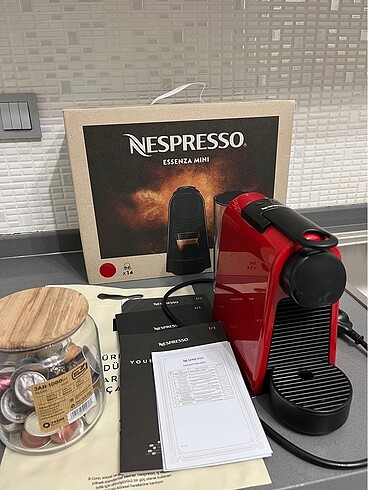 Nespresso kahve makinesi + süt köpürtücü
