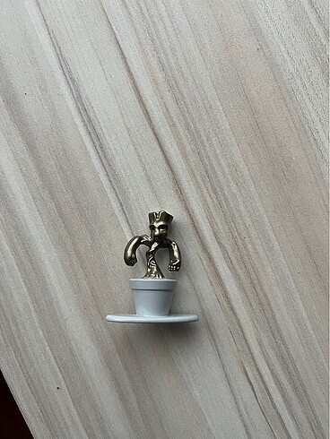 Baby groot marvel metal figür