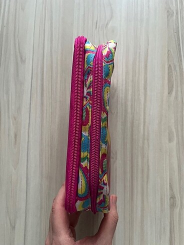 Winx Club pembe kalem kutusu kalemlik