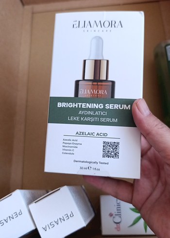 Eliamora Aydınlatıcı Leke Karşıtı Serum 30 ml