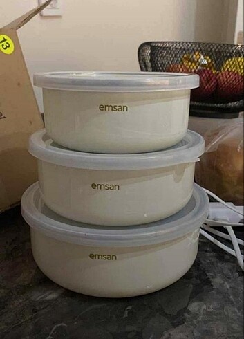 Emsan saklama kabı 