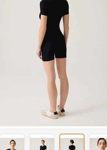 Düğmeli Siyah Kısa Tulum - Görsel 4