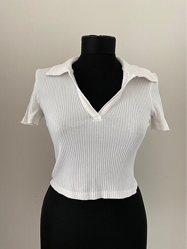 Beyaz crop t-shirt