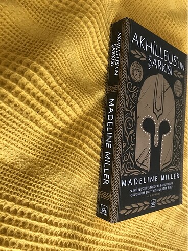  Beden AKHILLEUS?UN ŞARKISI