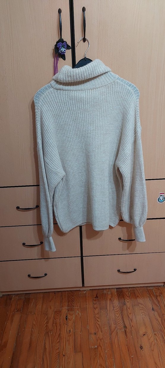 Kadın Krem Rengi Boğazlı Kazak - Görsel 3