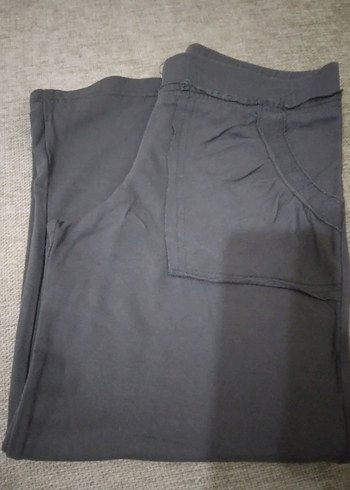 koyu haki renkte bayan kapri - Görsel 3