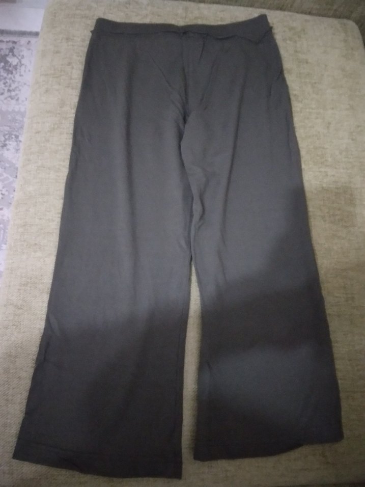 koyu haki renkte bayan kapri - Görsel 2