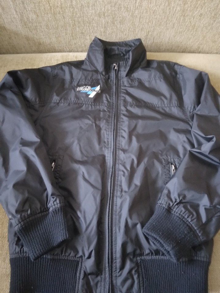 Siyah Erkek Çocuk Fermuarlı Ceket yağmurluk - Görsel 3